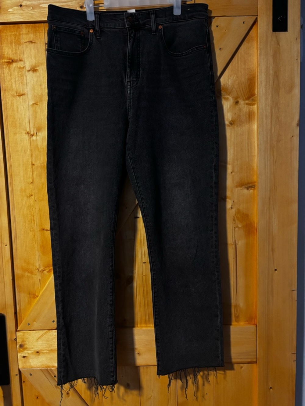 Madewell '90s Straight Crop Jeans in Faded Black - Size 30
